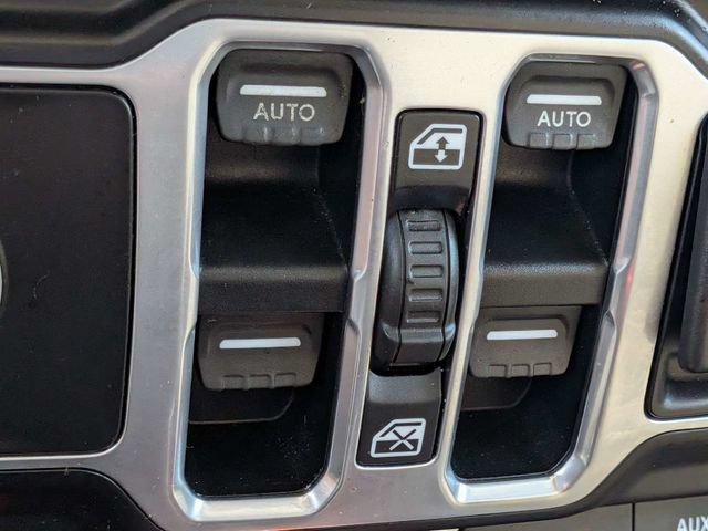 Used 2018 Jeep Wrangler Unlimited Rubicon AWD/4WD image 24