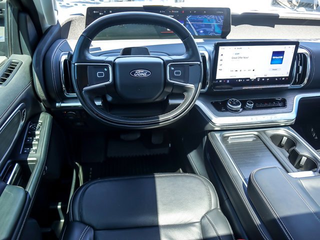 Certified 2025 Ford Expedition Platinum w/ Driver's Package AWD/4WD image 13