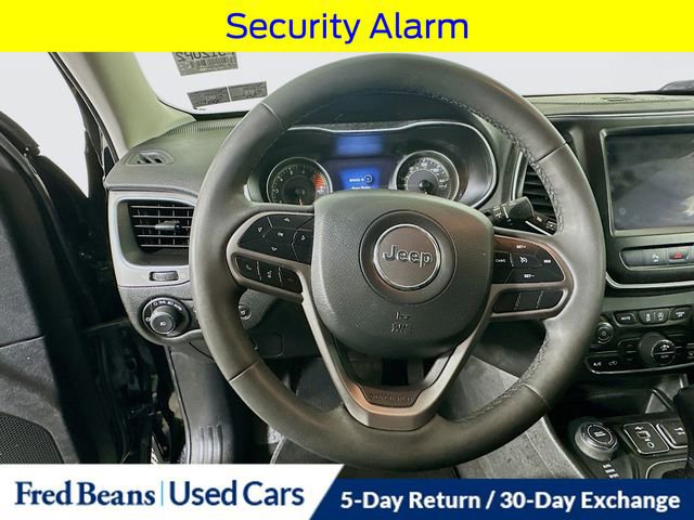 Used 2021 Jeep Cherokee Latitude Lux w/ Comfort/Convenience Group image 14