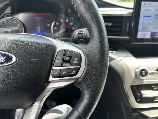 Certified 2023 Ford Explorer XLT w/ Equipment Group 202A AWD/4WD image 28