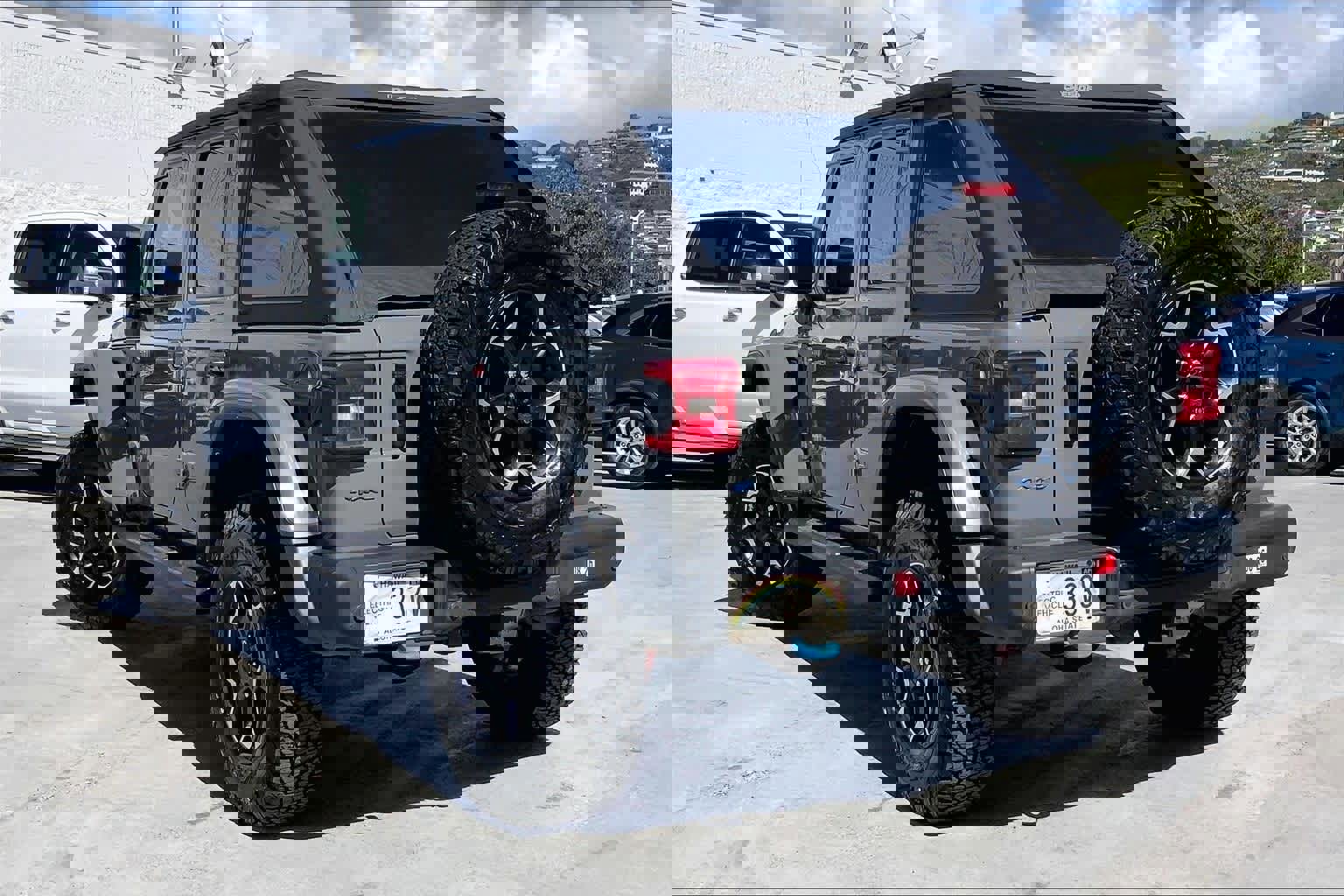 Used 2021 Jeep Wrangler Unlimited Rubicon 4xe w/ Steel Bumper Group image 4