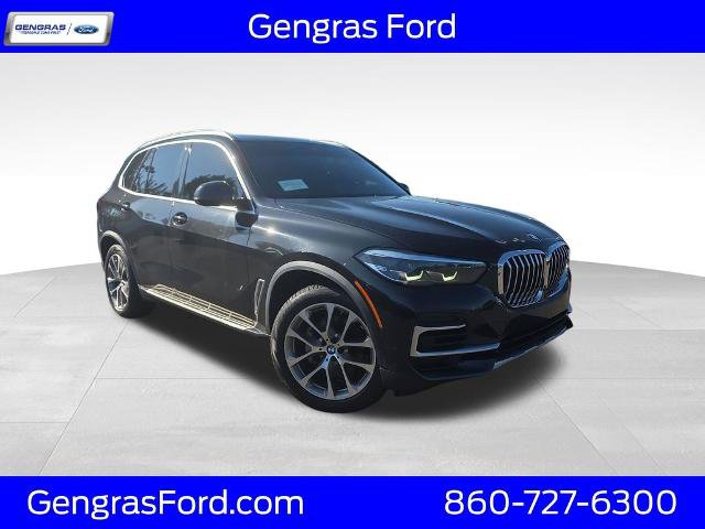 Used 2023 BMW X5 xDrive40i w/ Premium Package AWD/4WD image 1