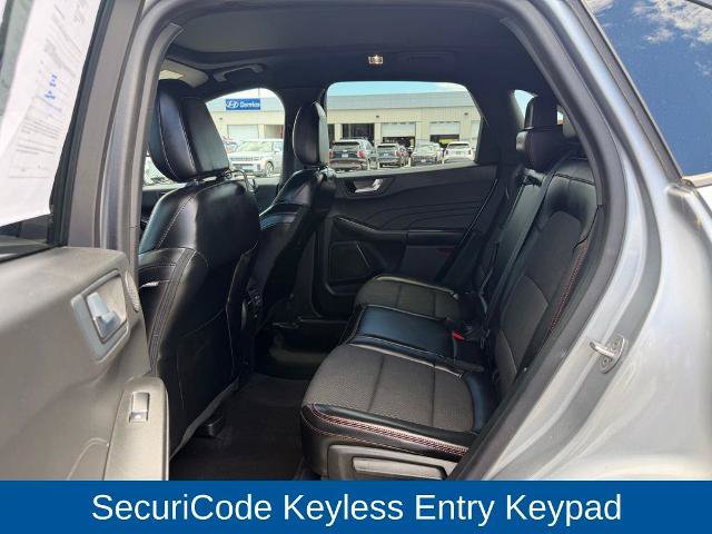 Certified 2023 Ford Escape ST-Line Select w/ Tech Pack #2 AWD/4WD image 18