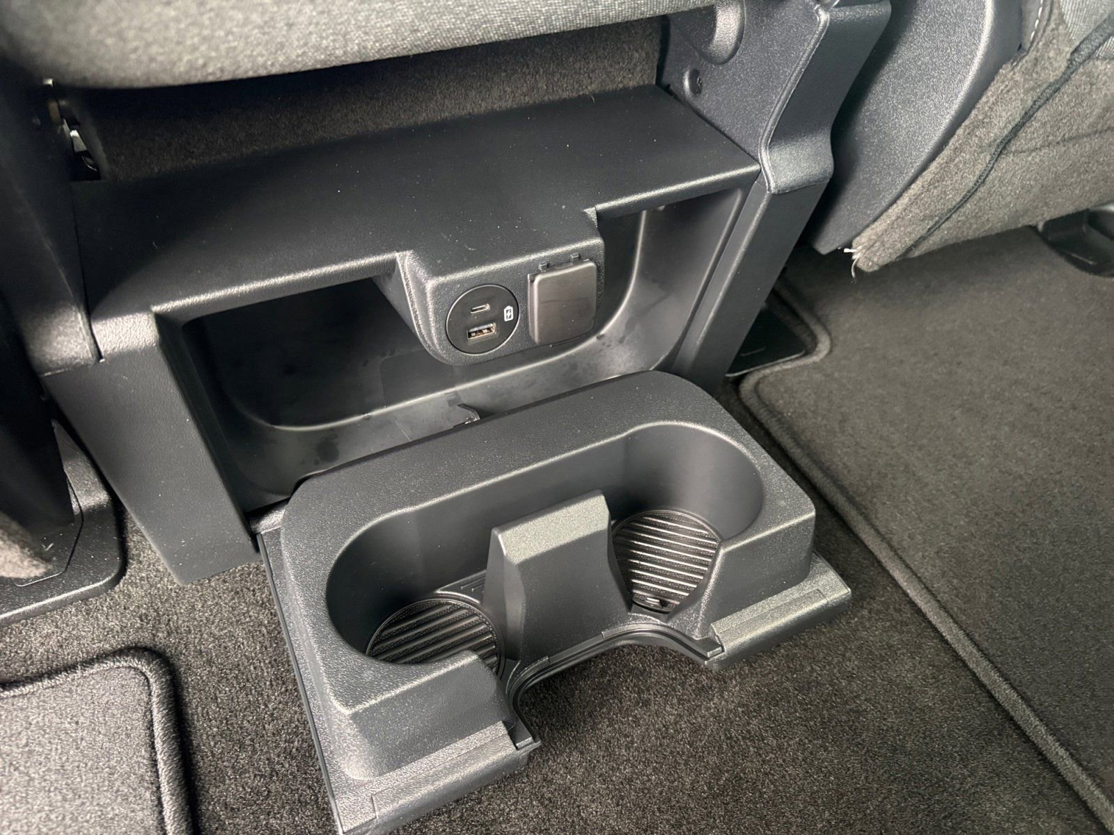 Certified 2022 Ford F150 XLT w/ Equipment Group 302A High image 19