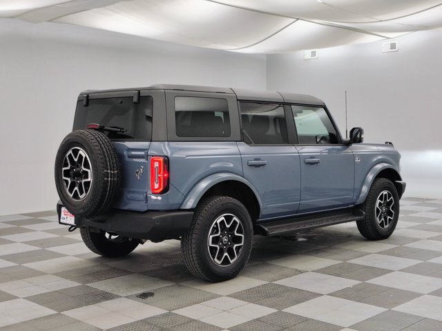 Certified 2025 Ford Bronco Outer Banks AWD/4WD image 11