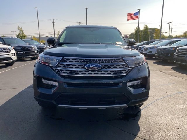 Certified 2023 Ford Explorer Limited w/ Equipment Group 301A image 8