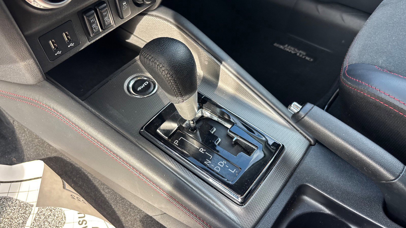 Used 2024 Mitsubishi Outlander Sport SE image 40