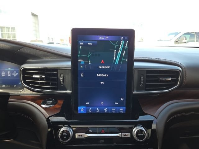 Certified 2024 Ford Explorer King Ranch w/ Technology Package AWD/4WD image 35