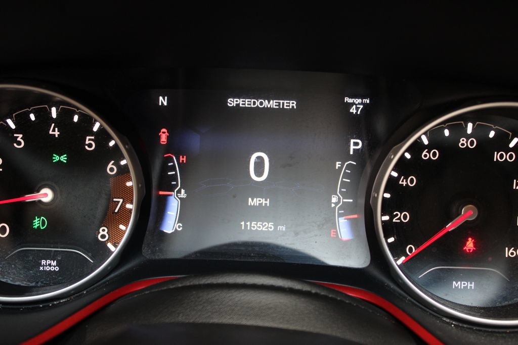 Used 2018 Jeep Compass Trailhawk w/ Leather Interior Group AWD/4WD image 33