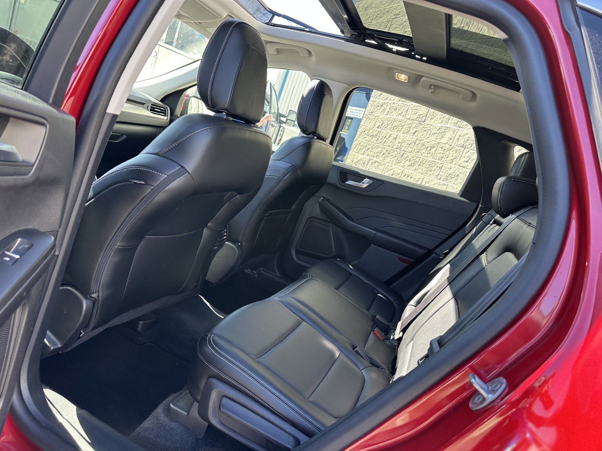 Certified 2022 Ford Escape SEL image 9