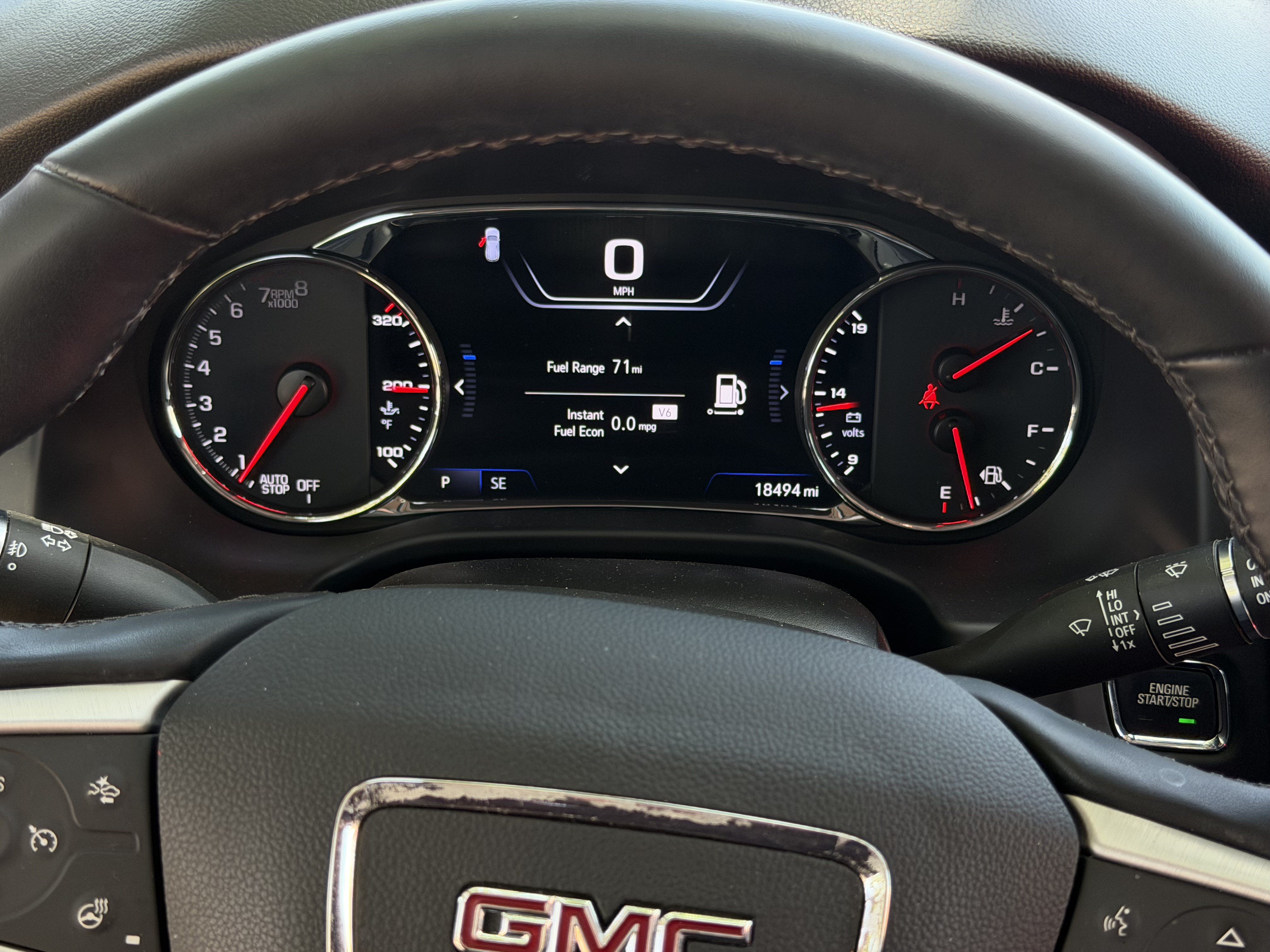 Used 2023 GMC Acadia SLT w/ Elevation Edition FWD image 18