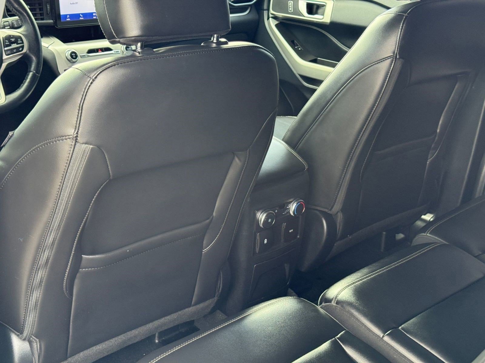 Certified 2022 Ford Explorer XLT w/ Equipment Group 202A image 28