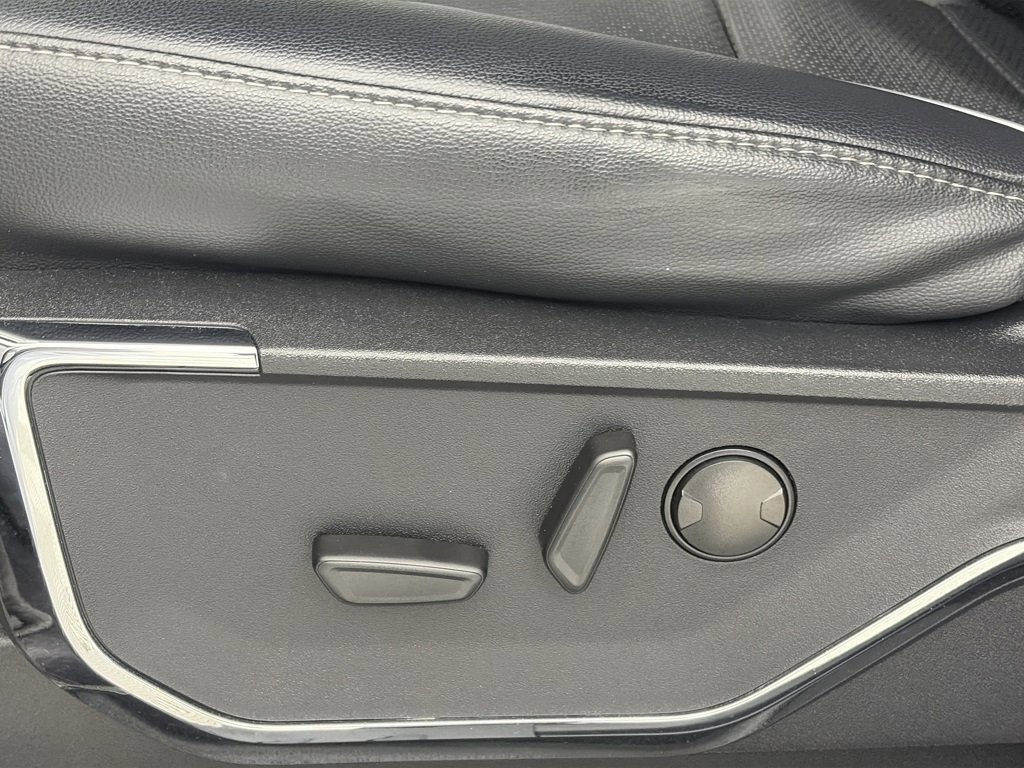 Certified 2024 Ford F150 Lariat image 28