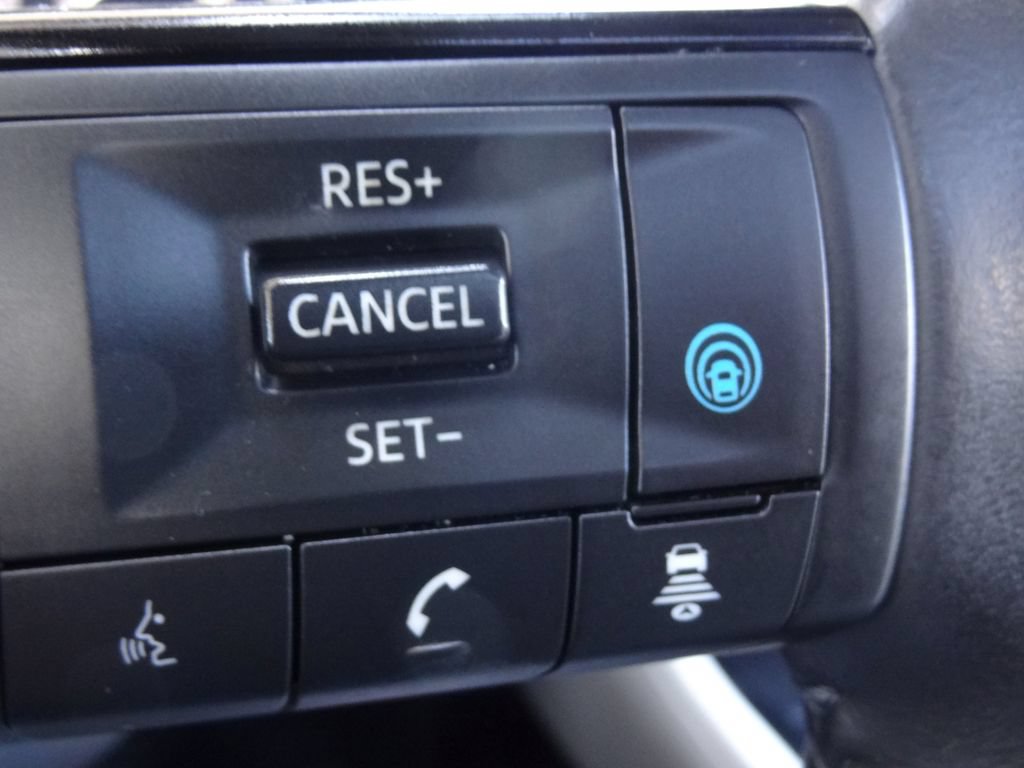 Used 2021 Nissan Rogue SL FWD image 25
