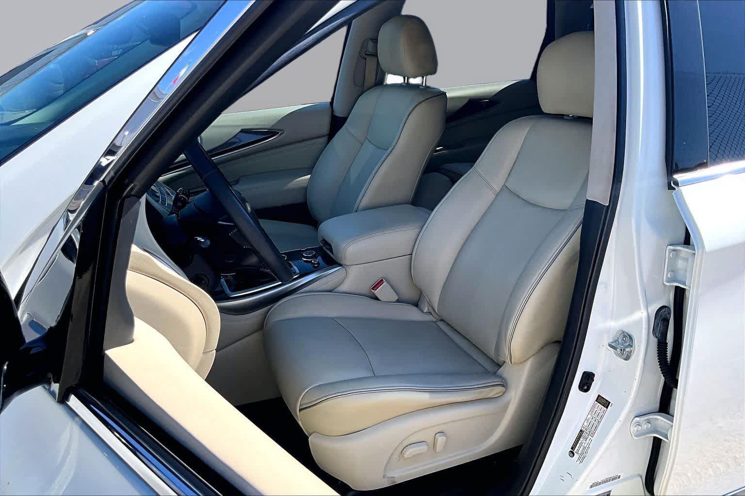 Used 2019 INFINITI QX60 Pure FWD image 8