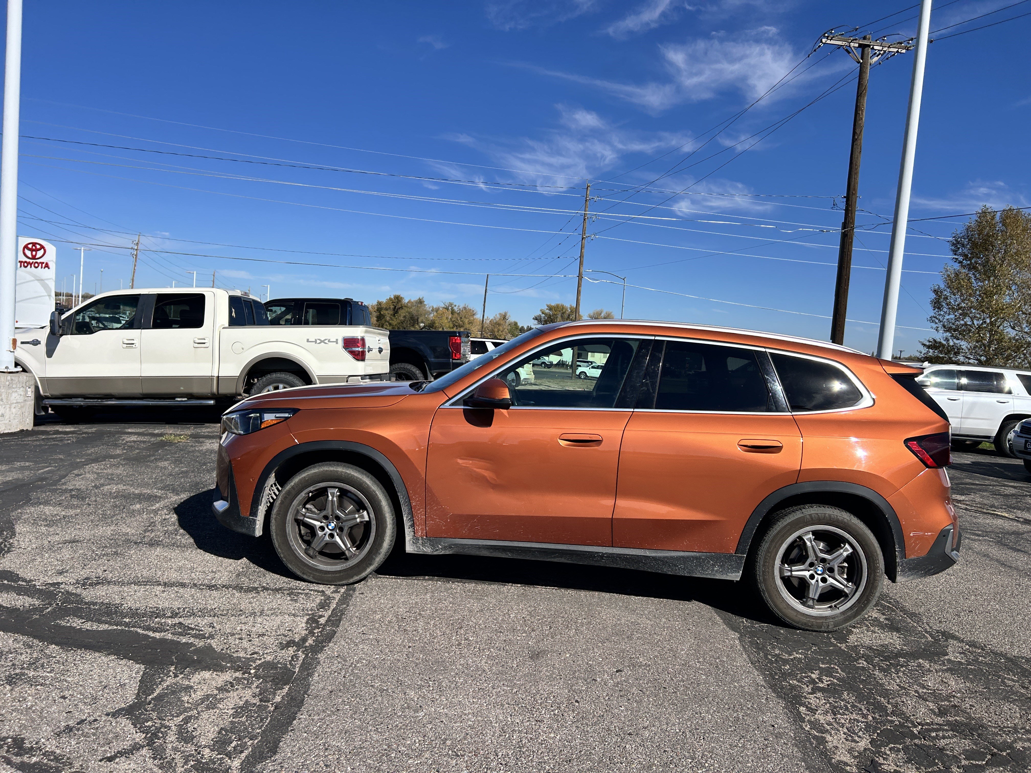 Used 2023 BMW X1 xDrive28i AWD/4WD image 3