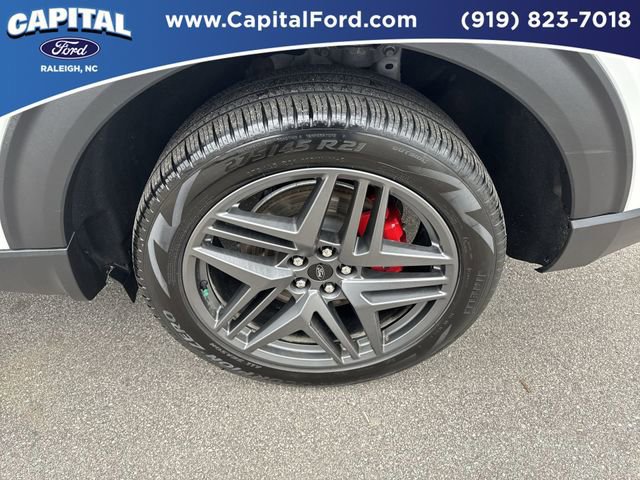 Certified 2025 Ford Explorer ST-Line w/ Premium Package image 13