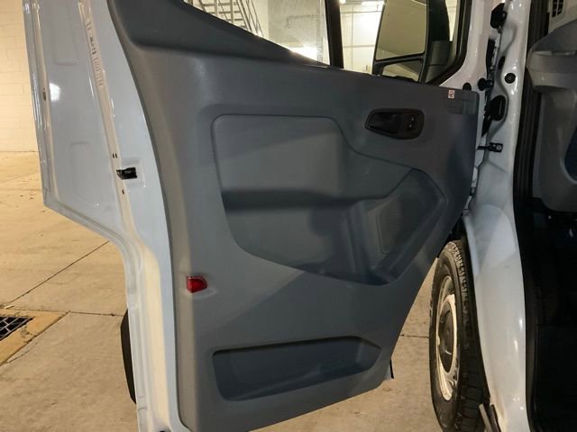 Certified 2019 Ford Transit 250 Base MEDIUM ROOF***BLUE CERTIF image 12