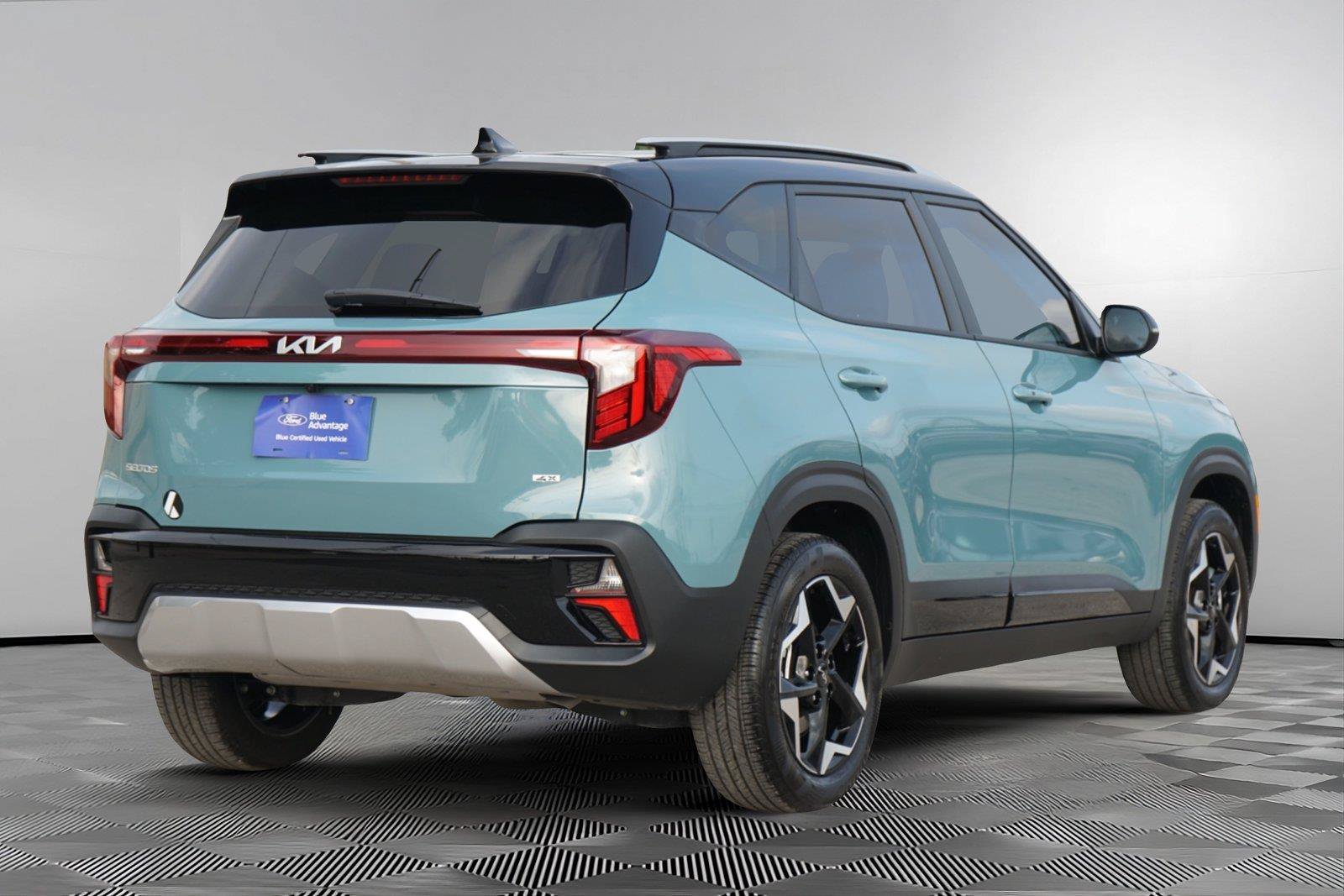 Used 2025 Kia Seltos S AWD/4WD image 5