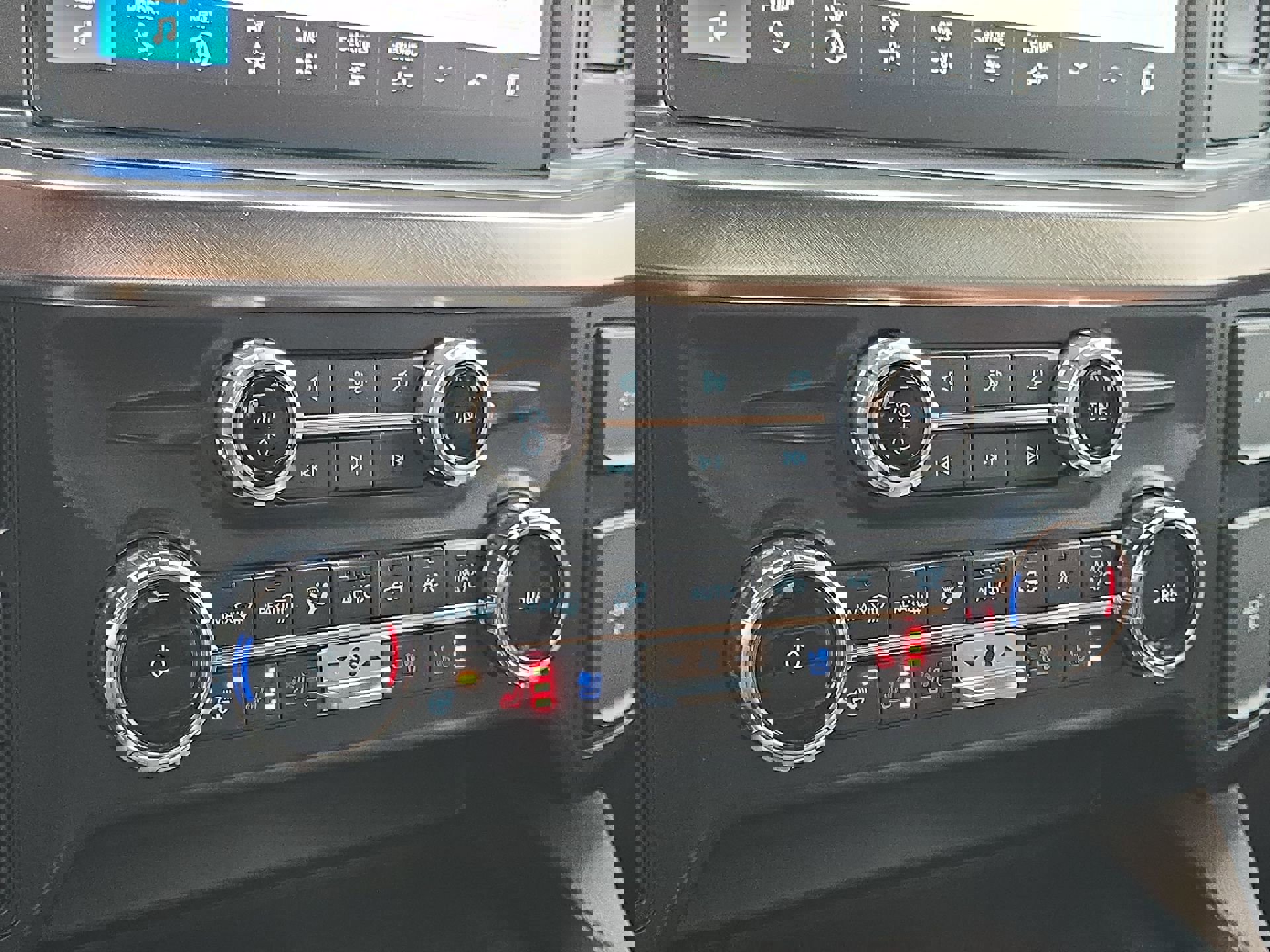 Certified 2024 Ford F350 King Ranch w/ Chrome Package image 19