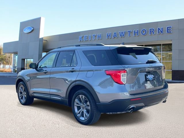 Certified 2021 Ford Explorer XLT w/ Equipment Group 202A AWD/4WD image 4