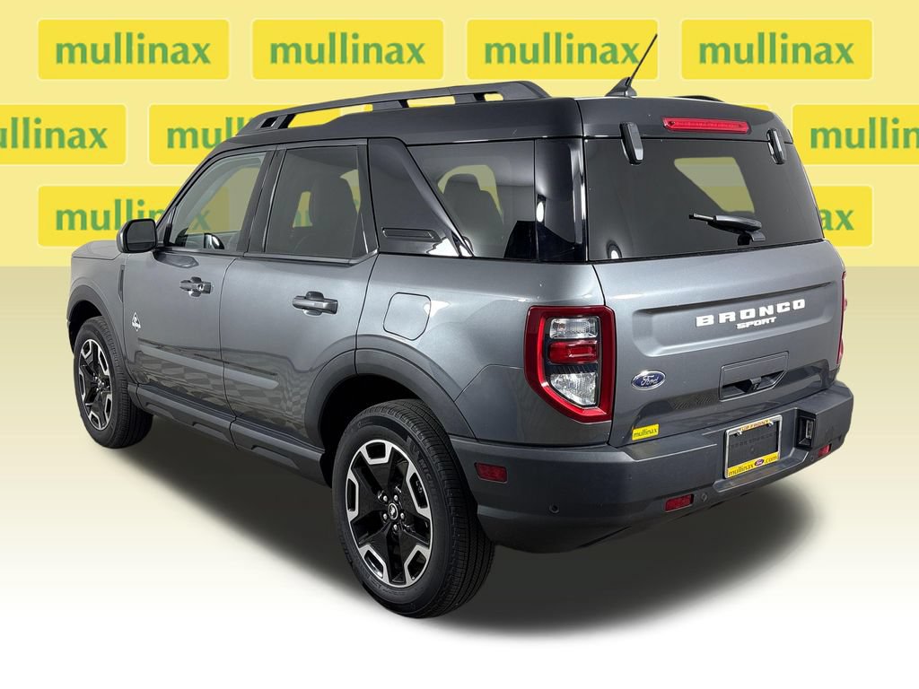 Certified 2024 Ford Bronco Sport Outer Banks w/ Tech Package AWD/4WD image 10