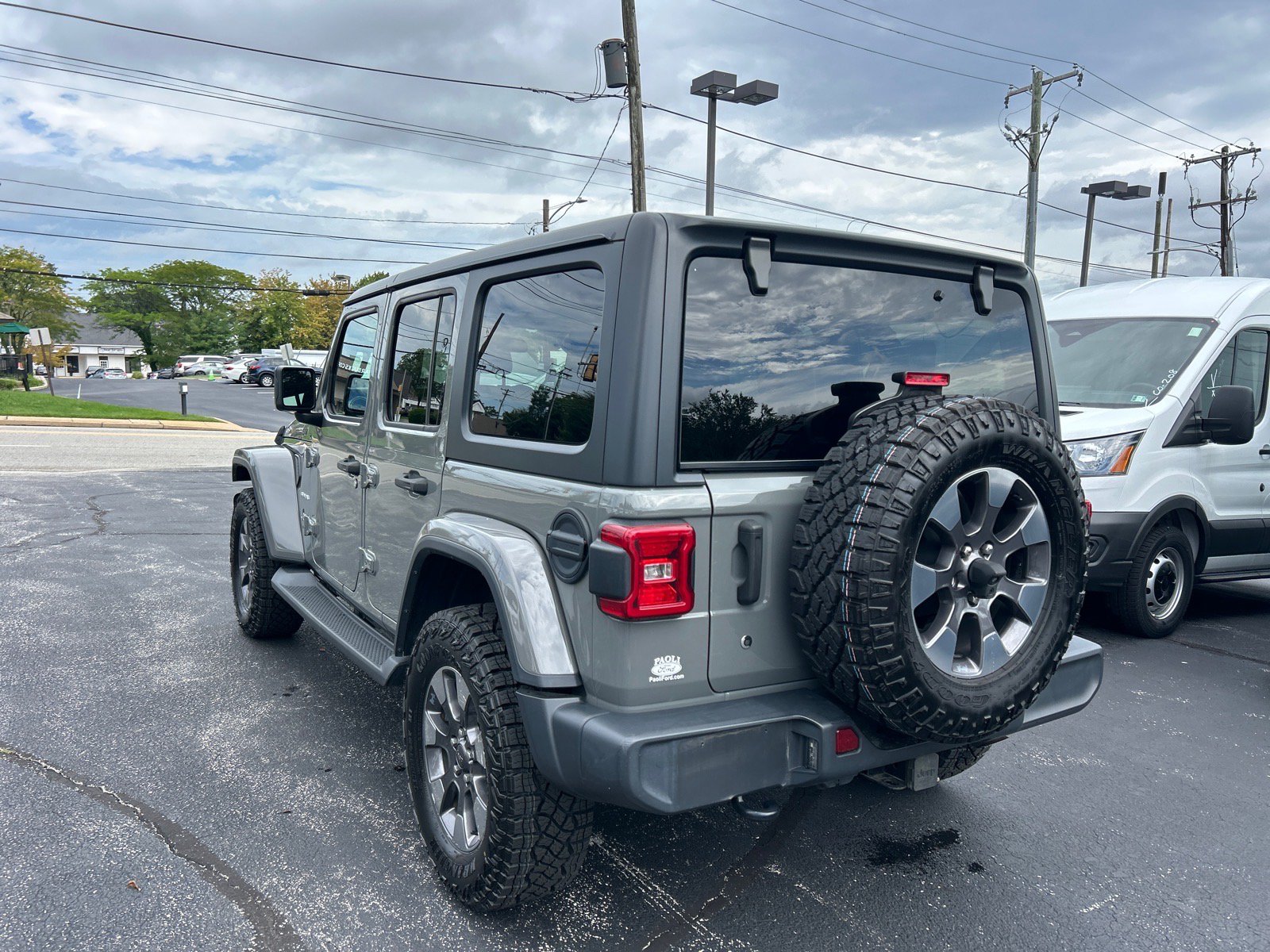Used 2018 Jeep Wrangler Unlimited Sahara AWD/4WD image 12
