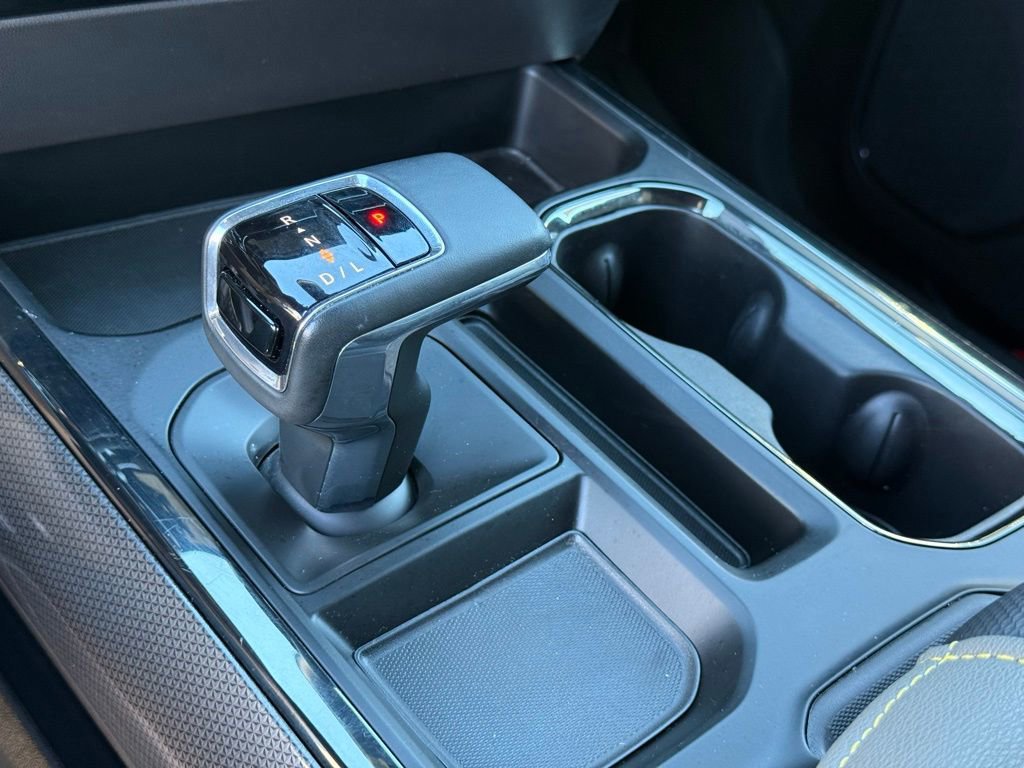 Used 2024 Chevrolet Silverado 1500 ZR2 w/ Technology Package image 12