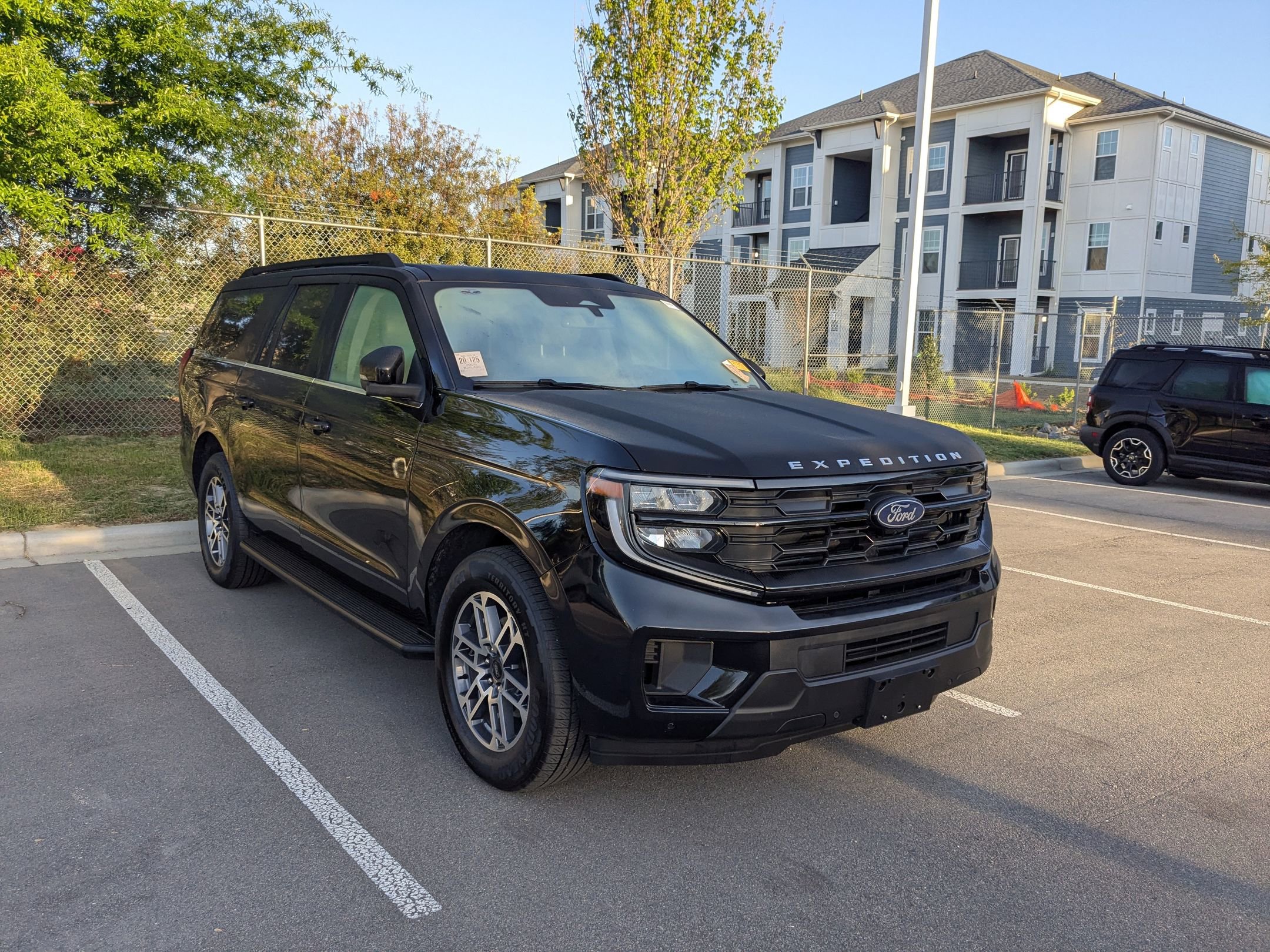 Certified 2025 Ford Expedition Max Active RWD image 2