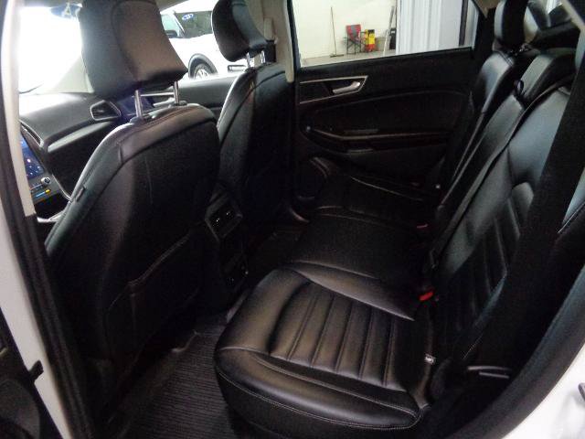 Certified 2024 Ford Edge SEL w/ Convenience Package AWD/4WD image 7