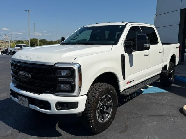Certified 2024 Ford F250 Lariat w/ Tremor Off-Road Package AWD/4WD image 7
