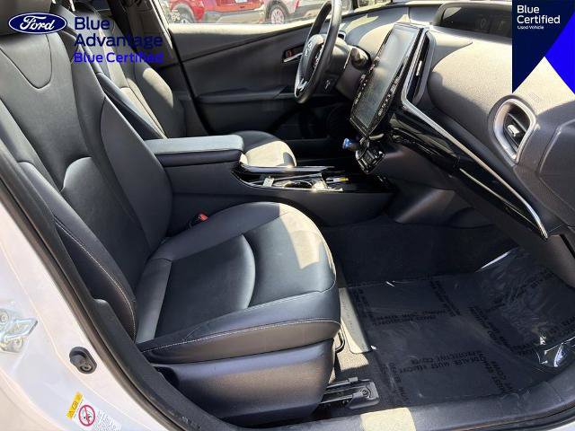 Used 2021 Toyota Prius Prime XLE w/ Carpet Mat Package (TMS) FWD image 30