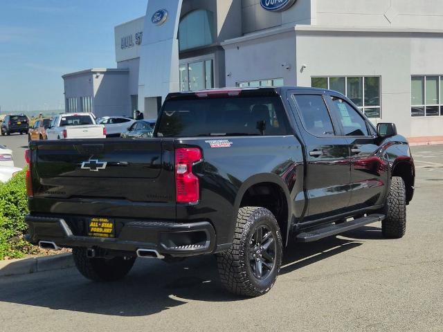 Used 2024 Chevrolet Silverado 1500 Custom Trail Boss w/ LPO, Dark Essentials Package image 4