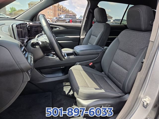 Used 2024 Chevrolet Traverse LT FWD image 9
