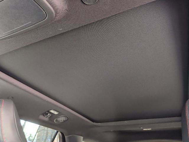 Certified 2025 Ford Explorer ST-Line image 29