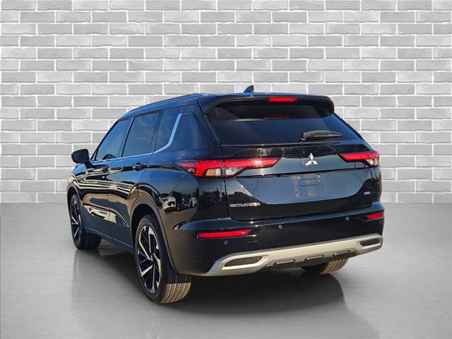 Used 2023 Mitsubishi Outlander SEL FWD image 7