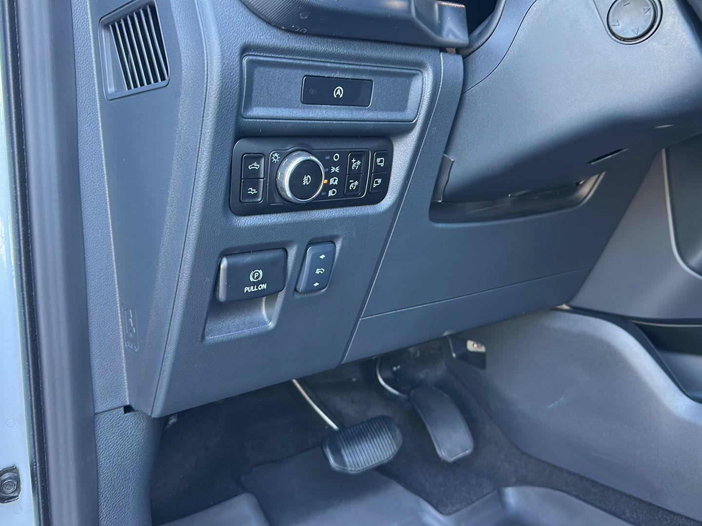 Certified 2025 Ford F150 Raptor AWD/4WD image 14