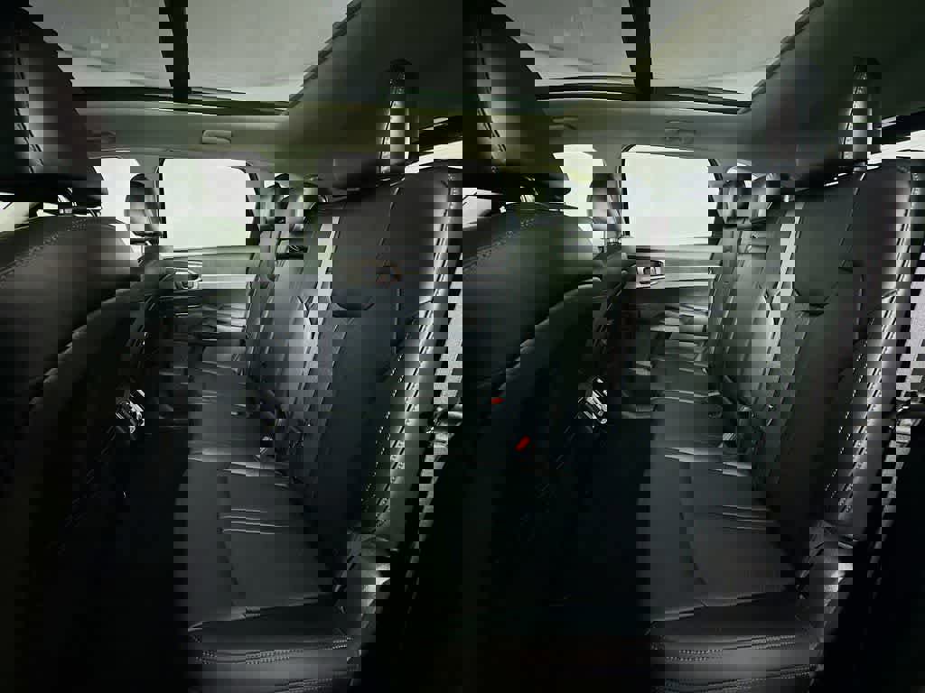 Used 2022 Kia Sorento S w/ Panoramic Sunroof Package image 17