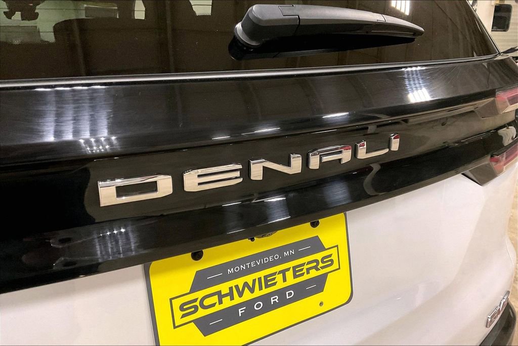 Used 2024 GMC Acadia Denali w/ Super Cruise Package image 10