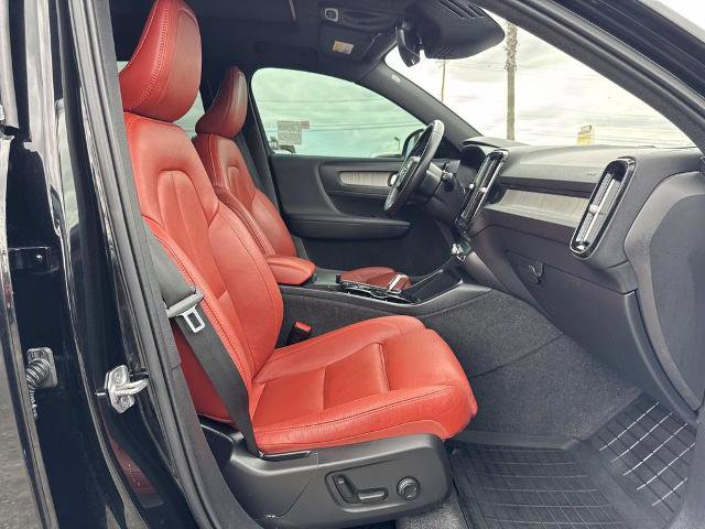 Used 2021 Volvo XC40 T4 Inscription FWD image 29