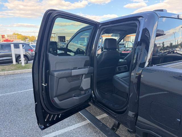 Certified 2024 Ford F250 Lariat w/ Lariat Ultimate Package image 10