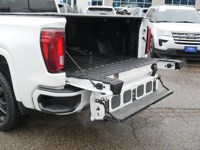 Used 2023 GMC Sierra 1500 Denali w/ Technology Package AWD/4WD image 19