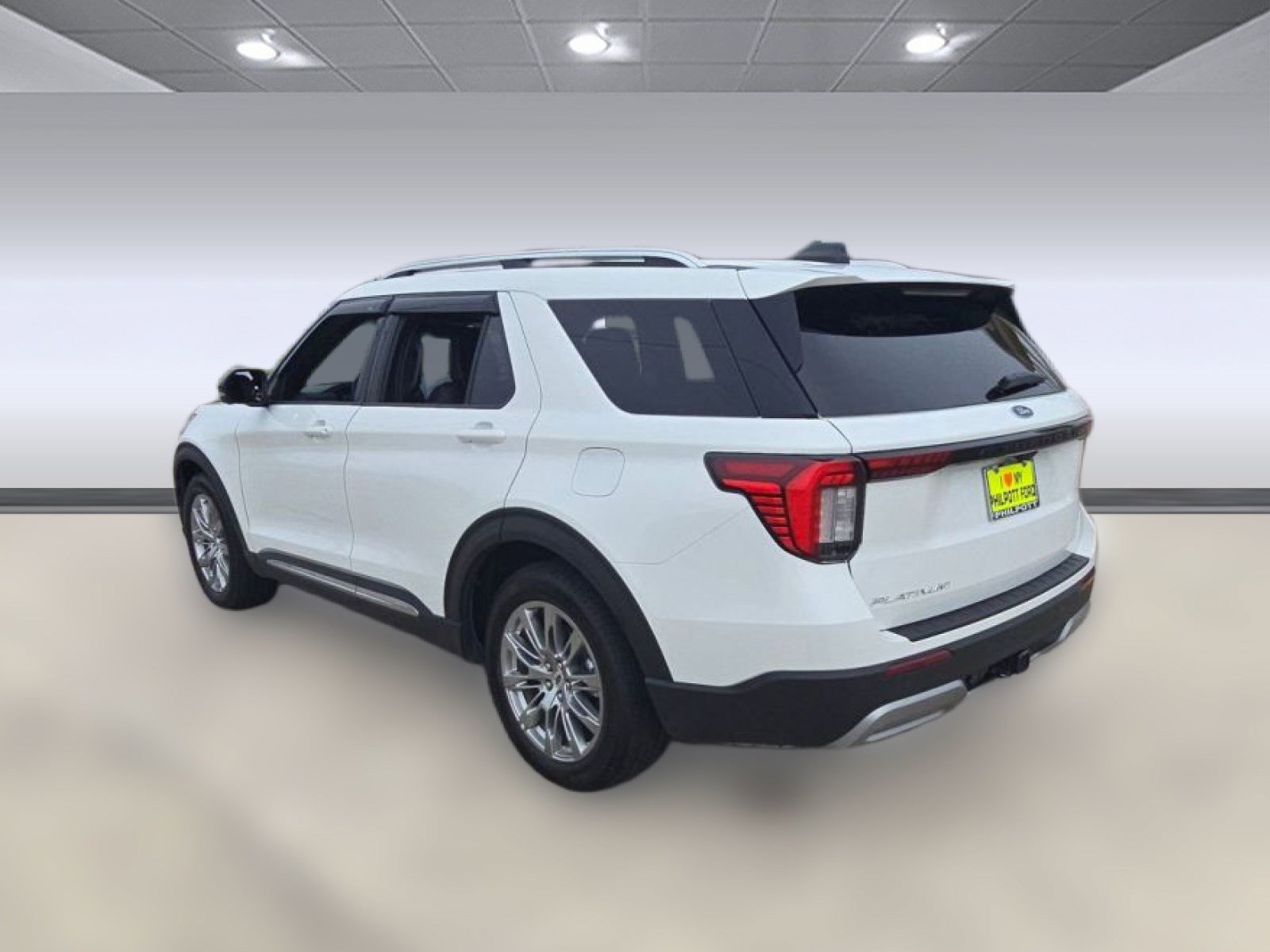 Certified 2025 Ford Explorer Platinum image 3