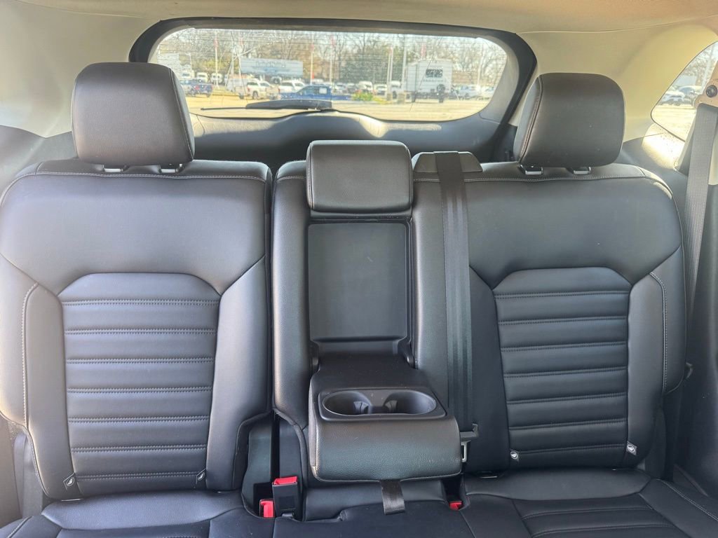 Certified 2024 Ford Edge SEL w/ Convenience Package image 9