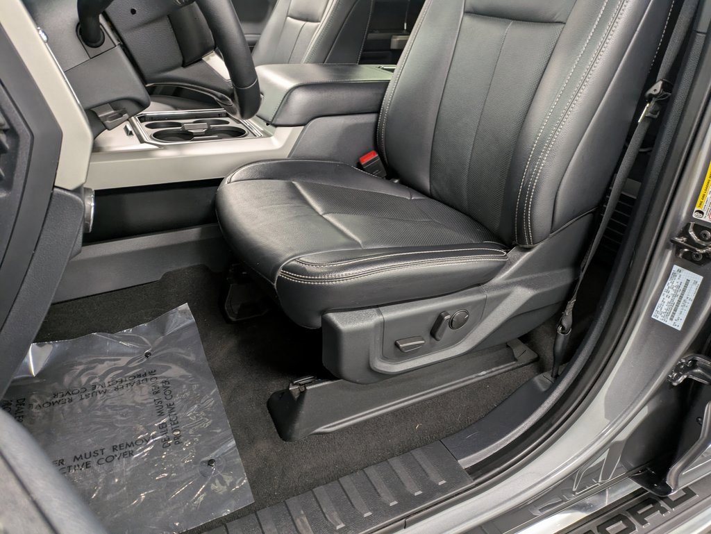 Certified 2022 Ford F250 Lariat w/ Chrome Package image 9