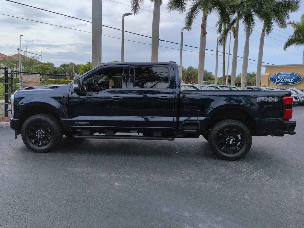 Certified 2025 Ford F250 Lariat w/ Lariat Ultimate Package AWD/4WD image 7
