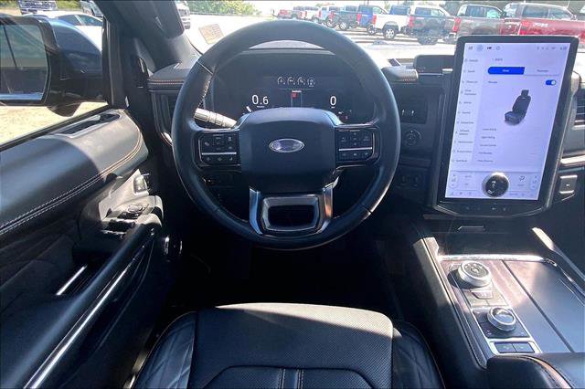Certified 2024 Ford Expedition Max Platinum AWD/4WD image 4