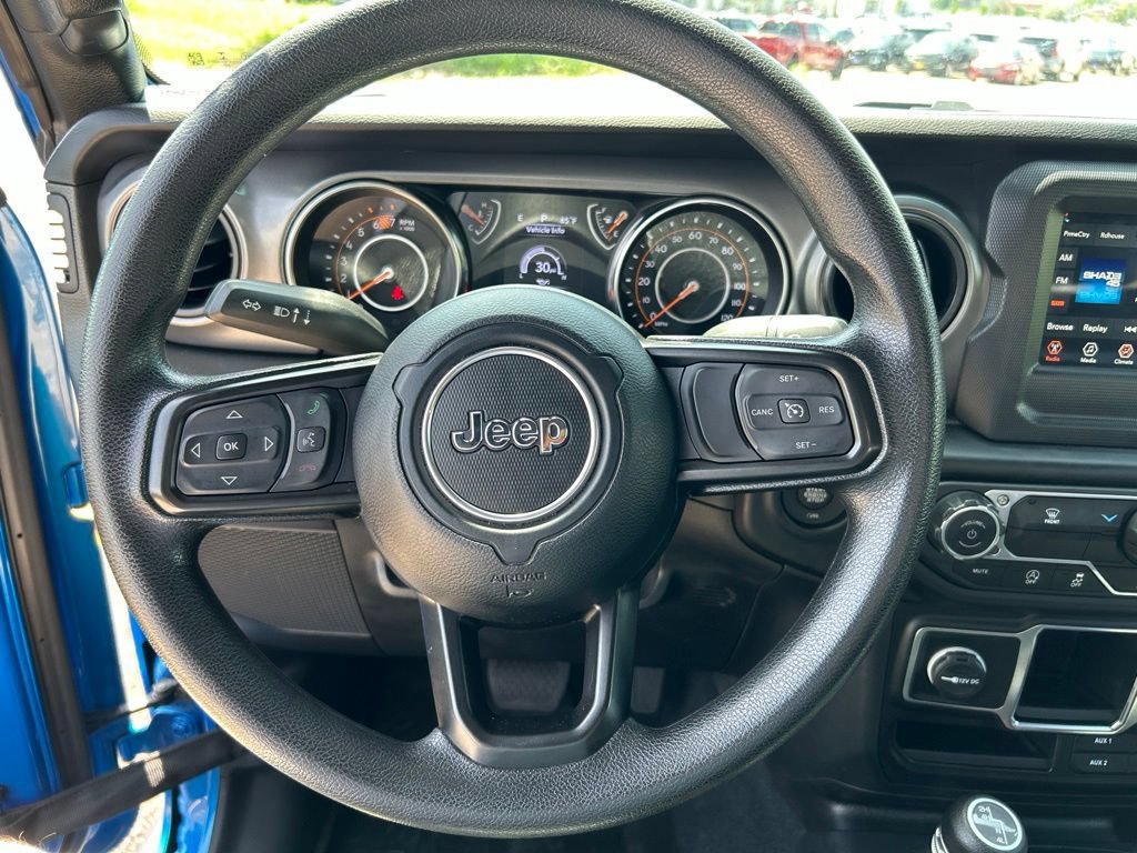Used 2023 Jeep Wrangler Sport AWD/4WD image 11