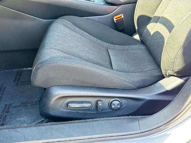Used 2023 Honda Accord EX image 16