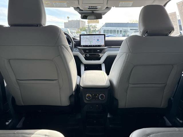 Certified 2025 Ford Explorer Platinum w/ Ultimate Package image 12